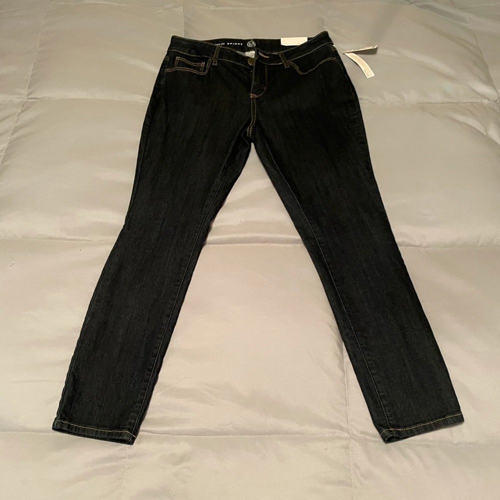 NWT.  Dress barn.  Skinny jeans.  8 Petite.